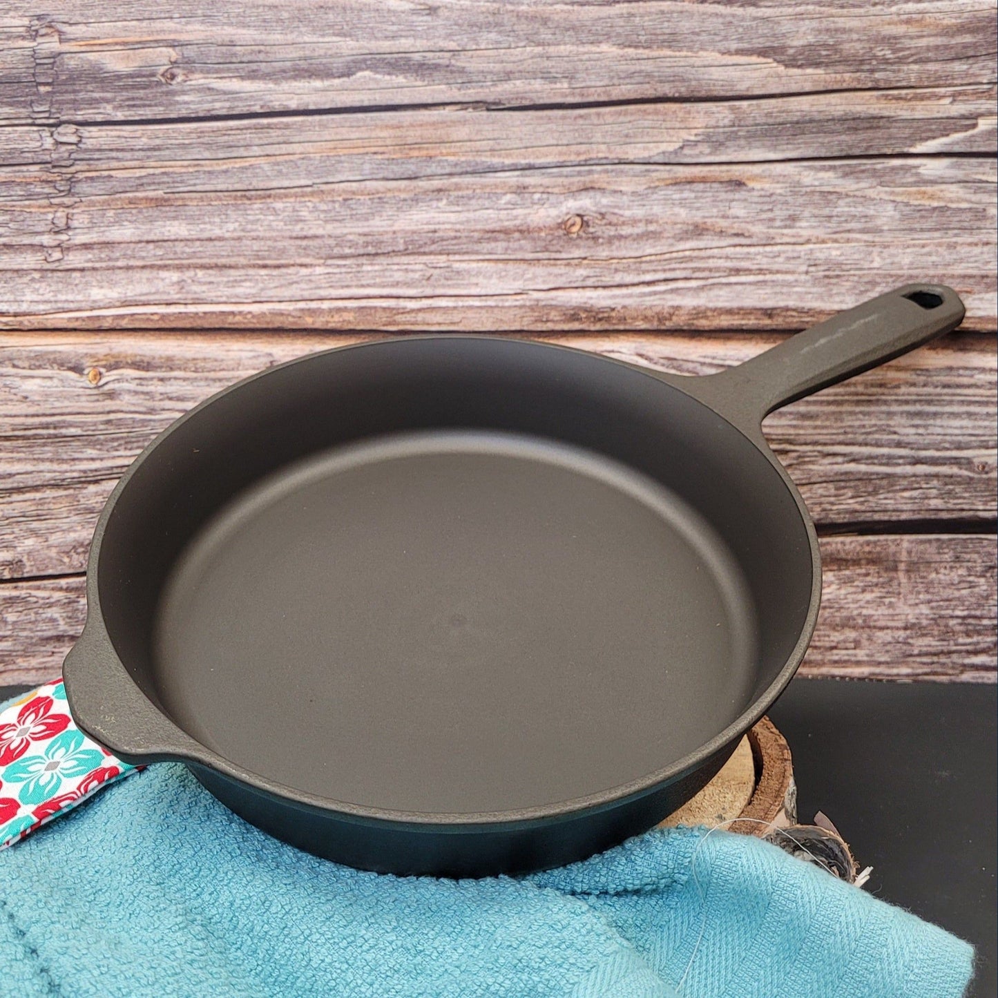 No. 6 Cast Iron Skillet